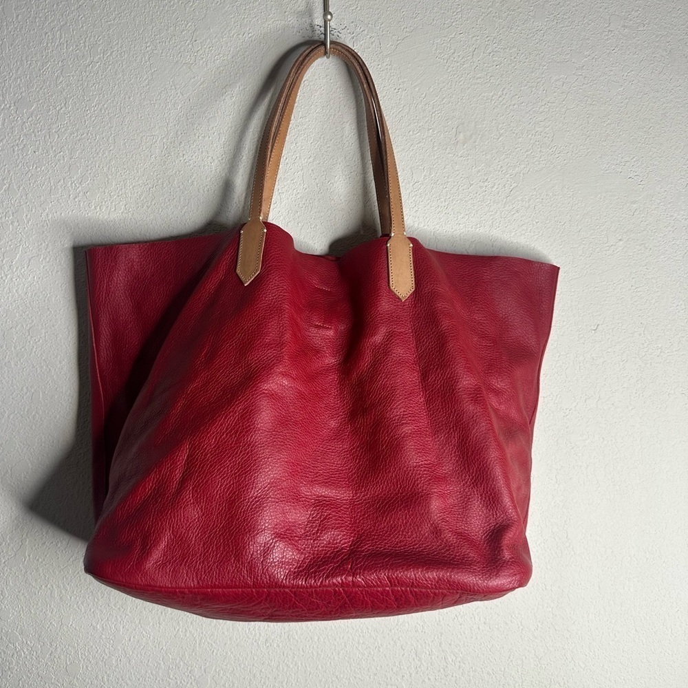 Ala Pilar Red Leather tote - Picture 5 of 6
